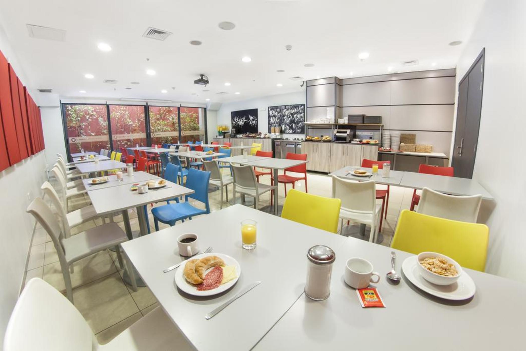 Hotel Orpheo Express Montevideo Buitenkant foto